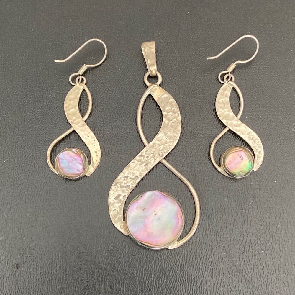 Silver 2pc irrdiscent shell swirl Charm & Earring